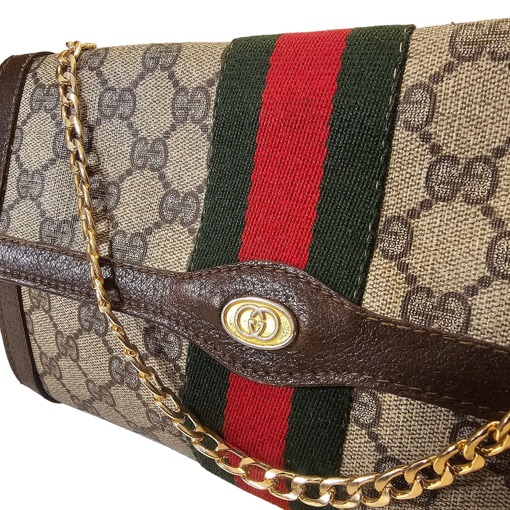VINTAGE GUCCI CLUTCH - Picture 12 of 12